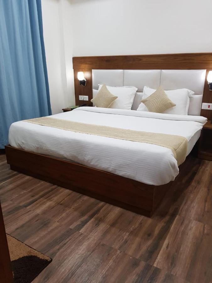 שימלה Hotel The Paal מראה חיצוני תמונה