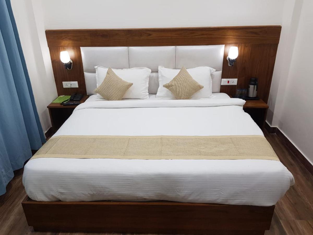 שימלה Hotel The Paal מראה חיצוני תמונה